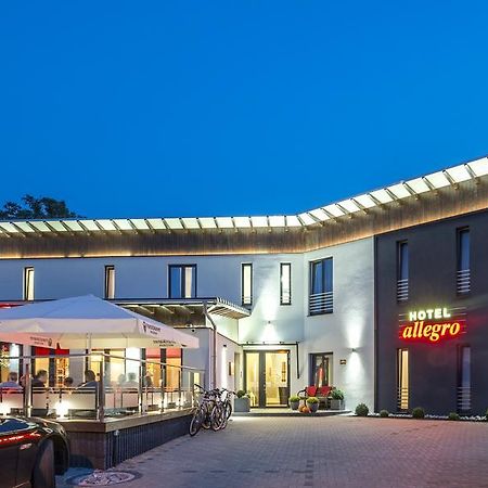Hotel Allegro Halberstadt Exteriör bild