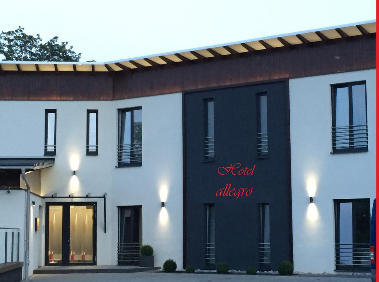 Hotel Allegro Halberstadt Exteriör bild